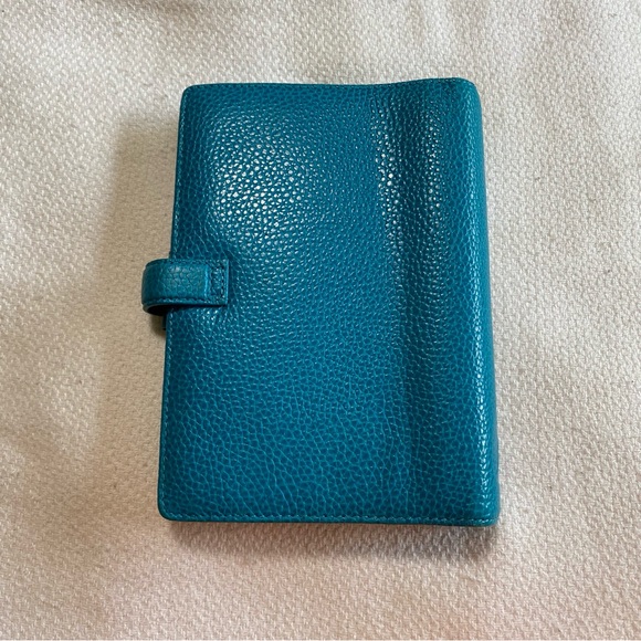 filoFAX Finsbury Teal Personal Pebbled Leather Organizer - Picture 7 of 11